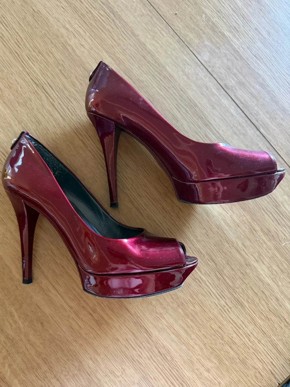Stuart Weitzman Burgundy Patent Leather Peep Toe Platform Pumps Size 8